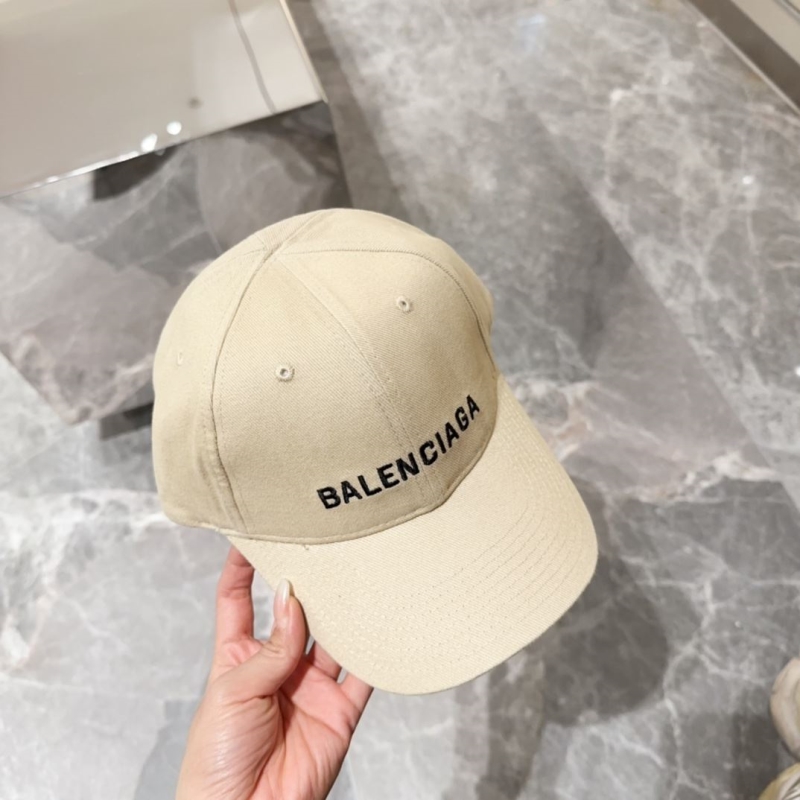 BALENCIAGA